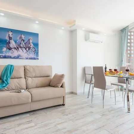Apartamento M4g Brand New,central,wifi,conditioned Air Arona (Tenerife)