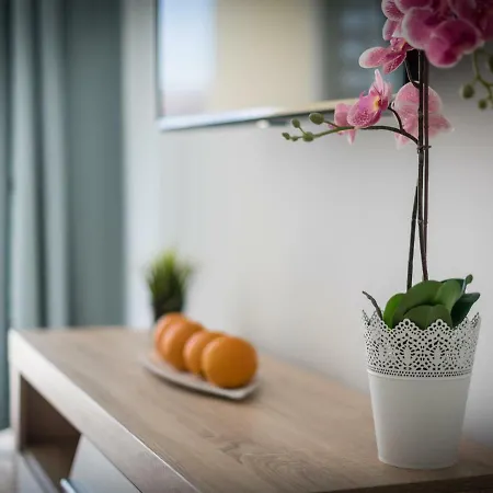 Apartman M4g Brand New,central,wifi,conditioned Air *